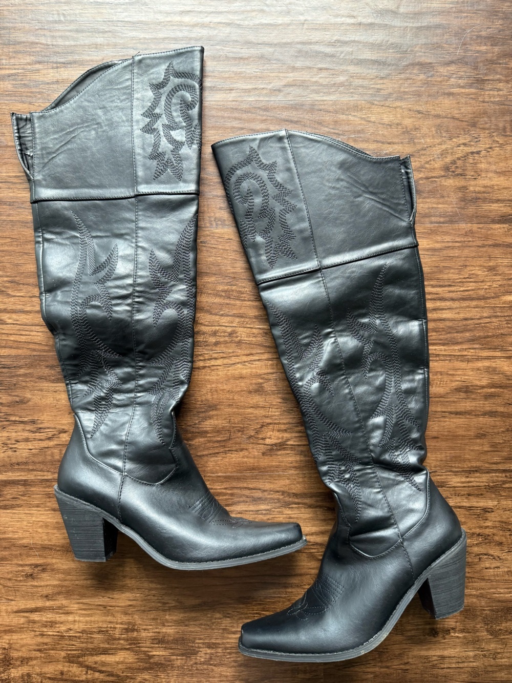 Black Leather Embroidered over Knee Amazon Boots size 9